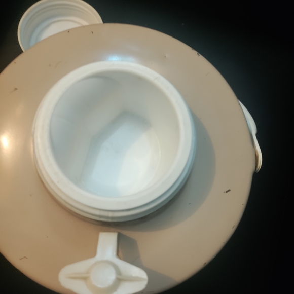 Vintage Coleman Gallon Water Cooler - Picture 2 of 5